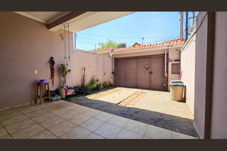 Casa à venda com 165m², 4 quartos e 3 vagasGaragem
