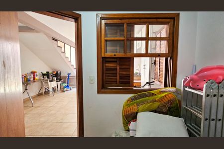 Casa à venda com 165m², 4 quartos e 3 vagasQuarto de Serviço