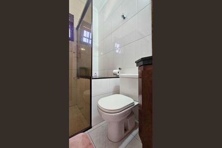 Casa à venda com 165m², 4 quartos e 3 vagasBanheiro 