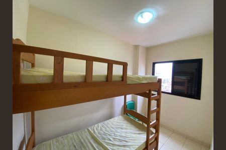 Quarto 2 de apartamento para alugar com 2 quartos, 65m² em Guilhermina, Praia Grande