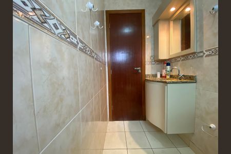 Apartamento para alugar com 65m², 2 quartos e 1 vagaBanheiro Social