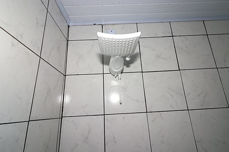 Casa para alugar com 85m², 2 quartos e 3 vagasBanheiro