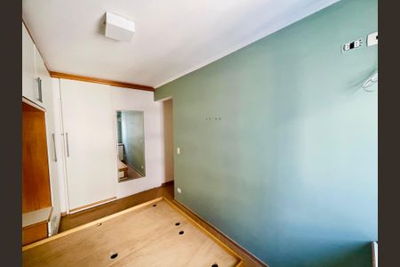 Apartamento à venda com 72m², 3 quartos e 2 vagas Apartamento à venda com 72m², 3 quartos e 2 vagasQuarto 3