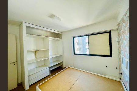 Apartamento à venda com 72m², 3 quartos e 2 vagas Apartamento à venda com 72m², 3 quartos e 2 vagasQuarto 2