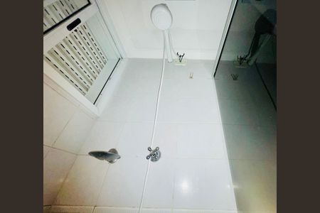 Apartamento à venda com 72m², 3 quartos e 2 vagas Apartamento à venda com 72m², 3 quartos e 2 vagasBanheiro Social