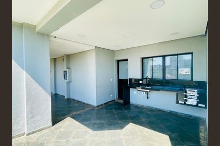 Apartamento à venda com 72m², 3 quartos e 2 vagas Apartamento à venda com 72m², 3 quartos e 2 vagasÁrea comum - Churrasqueira