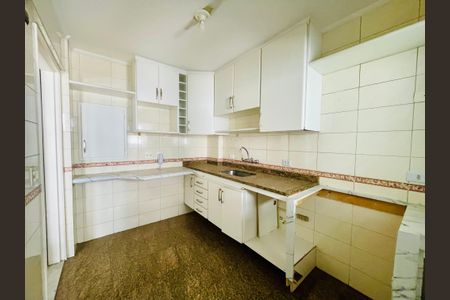 Apartamento à venda com 72m², 3 quartos e 2 vagas Apartamento à venda com 72m², 3 quartos e 2 vagasCozinha