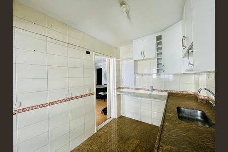 Apartamento à venda com 72m², 3 quartos e 2 vagas Apartamento à venda com 72m², 3 quartos e 2 vagasCozinha