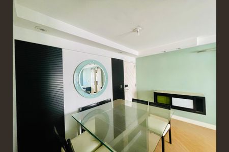 Apartamento à venda com 72m², 3 quartos e 2 vagas Apartamento à venda com 72m², 3 quartos e 2 vagasSala de Jantar