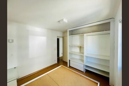 Apartamento à venda com 72m², 3 quartos e 2 vagas Apartamento à venda com 72m², 3 quartos e 2 vagasQuarto 2