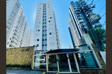 Apartamento à venda com 72m², 3 quartos e 2 vagas Apartamento à venda com 72m², 3 quartos e 2 vagasFachada