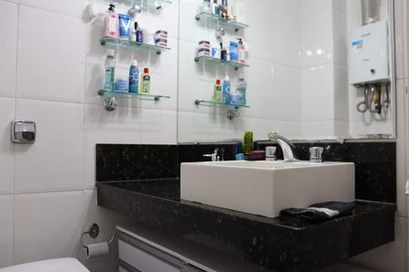 Apartamento à venda com 72m², 2 quartos e 1 vagaBanheiro