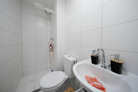 Apartamento à venda com 35m², 2 quartos e sem vagaBanheiro