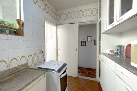 Apartamento à venda com 65m², 2 quartos e 1 vaga Apartamento à venda com 65m², 2 quartos e 1 vagaCozinha