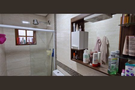 Casa à venda com 120m², 4 quartos e 1 vaga Casa à venda com 120m², 4 quartos e 1 vagaBanheiro Suíte