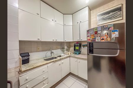 Apartamento à venda com 130m², 3 quartos e 1 vagaCozinha
