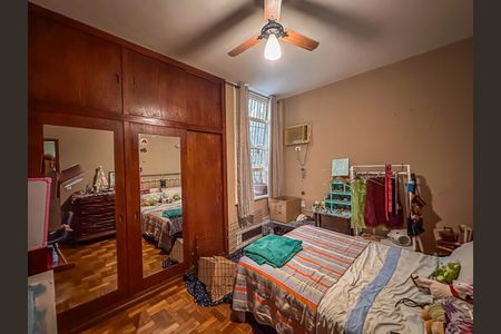 Apartamento à venda com 130m², 3 quartos e 1 vagaQuarto