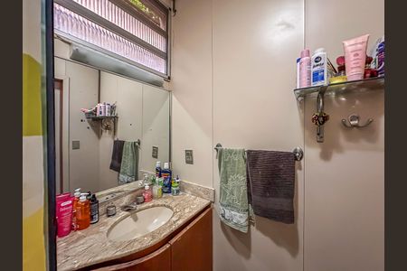 Apartamento à venda com 130m², 3 quartos e 1 vagaBanheiro da Suíte 2