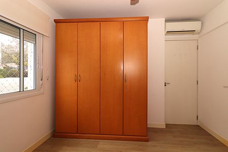 Apartamento à venda com 68m², 2 quartos e 2 vagasSuíte