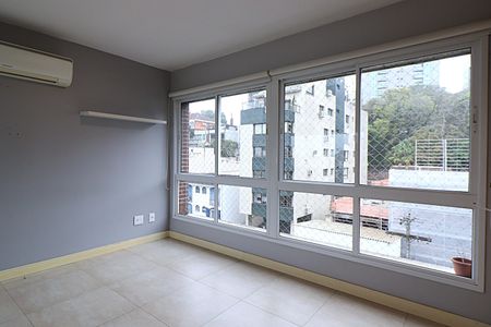 Sala de apartamento à venda com 2 quartos, 68m² em Auxiliadora, Porto Alegre