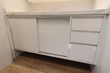 Apartamento à venda com 68m², 2 quartos e 2 vagasBanheiro da Suíte