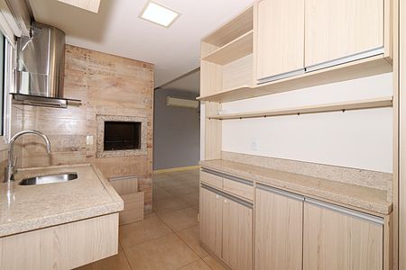 Apartamento à venda com 68m², 2 quartos e 2 vagasCozinha