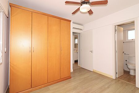 Apartamento à venda com 68m², 2 quartos e 2 vagasSuíte