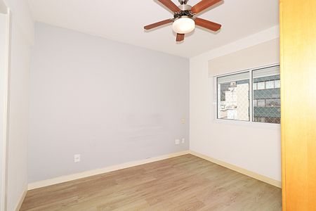 Apartamento à venda com 68m², 2 quartos e 2 vagasSuíte