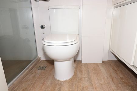 Apartamento à venda com 68m², 2 quartos e 2 vagasBanheiro da Suíte