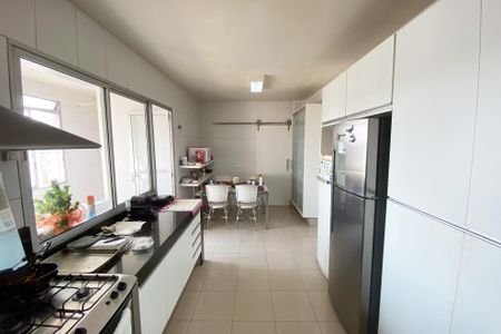 Apartamento à venda com 185m², 3 quartos e 1 vagaCozinha