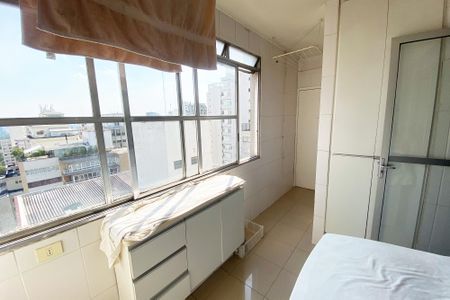 Apartamento à venda com 185m², 3 quartos e 1 vagaÁrea de Serviço
