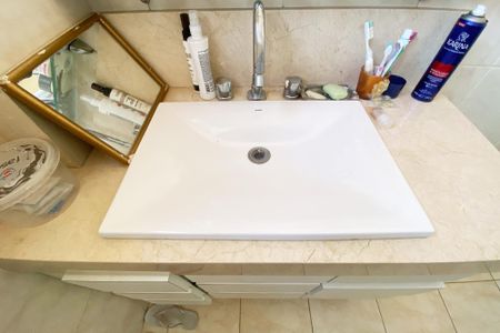 Apartamento à venda com 185m², 3 quartos e 1 vagaBanheiro Social