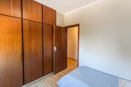Apartamento à venda com 280m², 4 quartos e 3 vagasQuarto 2
