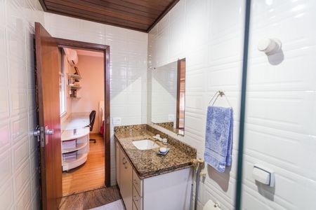 Apartamento à venda com 280m², 4 quartos e 3 vagasBanheiro da Suíte 2