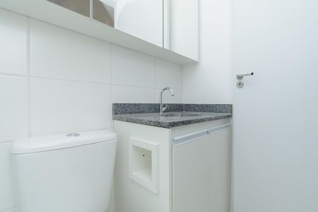 Apartamento para alugar com 55m², 2 quartos e 1 vaga Apartamento para alugar com 55m², 2 quartos e 1 vagaBanheiro da Suíte
