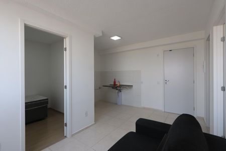 Sala de apartamento para alugar com 2 quartos, 37m² em Conjunto Habitacional Teotonio Vilela, São Paulo