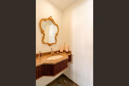 Apartamento para alugar com 167m², 3 quartos e 2 vagasLavabo