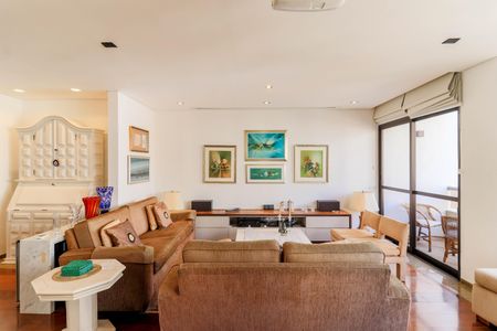 Apartamento para alugar com 167m², 3 quartos e 2 vagasSala