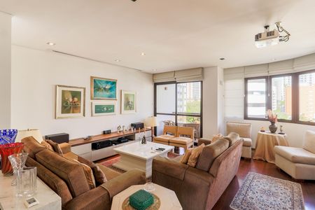 Apartamento para alugar com 167m², 3 quartos e 2 vagasSala