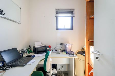 Apartamento para alugar com 167m², 3 quartos e 2 vagasQuarto de Serviço