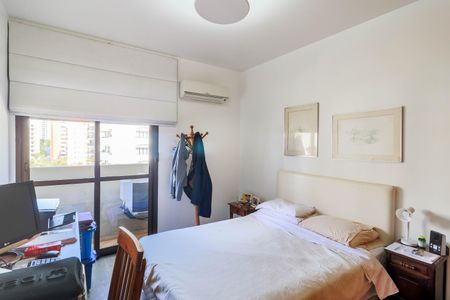 Apartamento para alugar com 167m², 3 quartos e 2 vagasQuarto 2