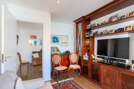 Apartamento para alugar com 167m², 3 quartos e 2 vagasQuarto 1