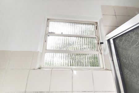 Apartamento para alugar com 60m², 2 quartos e sem vagaBanheiro