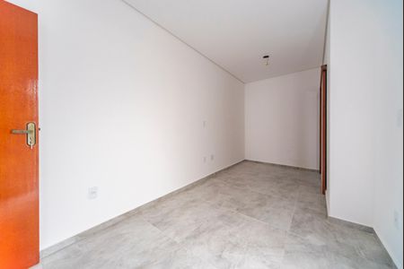 Casa à venda com 77m², 3 quartos e 2 vagas Casa à venda com 77m², 3 quartos e 2 vagasSuíte