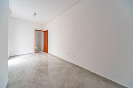 Casa à venda com 77m², 3 quartos e 2 vagas Casa à venda com 77m², 3 quartos e 2 vagasSuíte