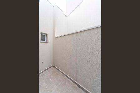 Casa à venda com 77m², 3 quartos e 2 vagas Casa à venda com 77m², 3 quartos e 2 vagasVaranda da Suíte