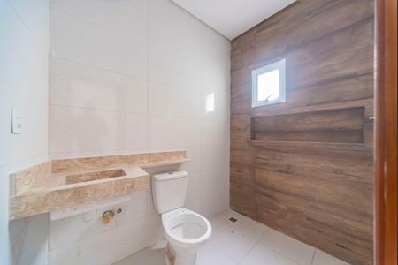 Casa à venda com 77m², 3 quartos e 2 vagas Casa à venda com 77m², 3 quartos e 2 vagasBanheiro da Suíte