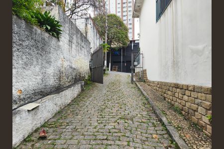 Casa de condomínio à venda com 250m², 4 quartos e 3 vagasHall de Entrada