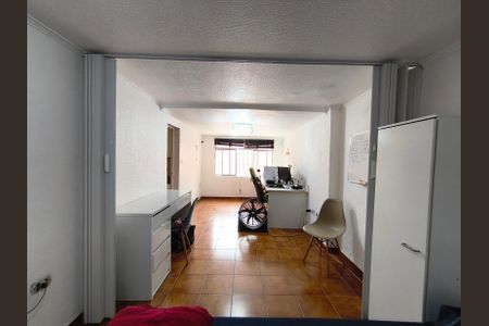 Casa de condomínio à venda com 250m², 4 quartos e 3 vagasQuarto 4