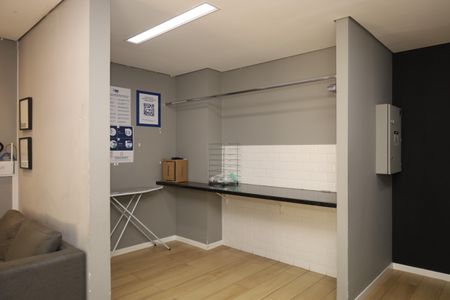 Apartamento à venda com 37m², 2 quartos e sem vagaÁrea comum - Lavanderia